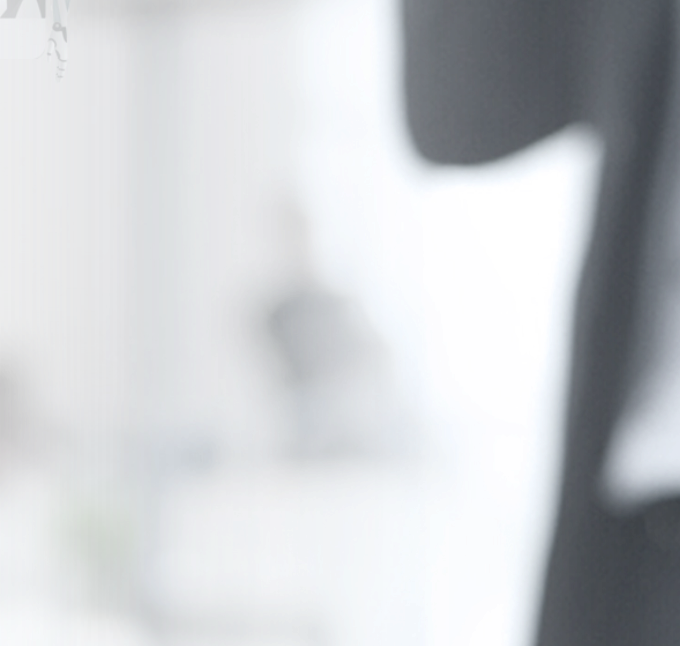 卓越员工服务　智能人力运营　敏捷组织决策